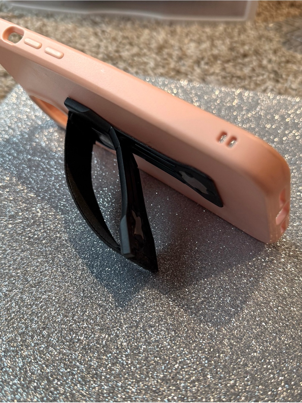 iPhone 14 Plus Rhinoshield case - Picture 2 of 3